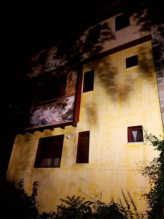 Hotel Mouson Melathron Elafina Exterior foto