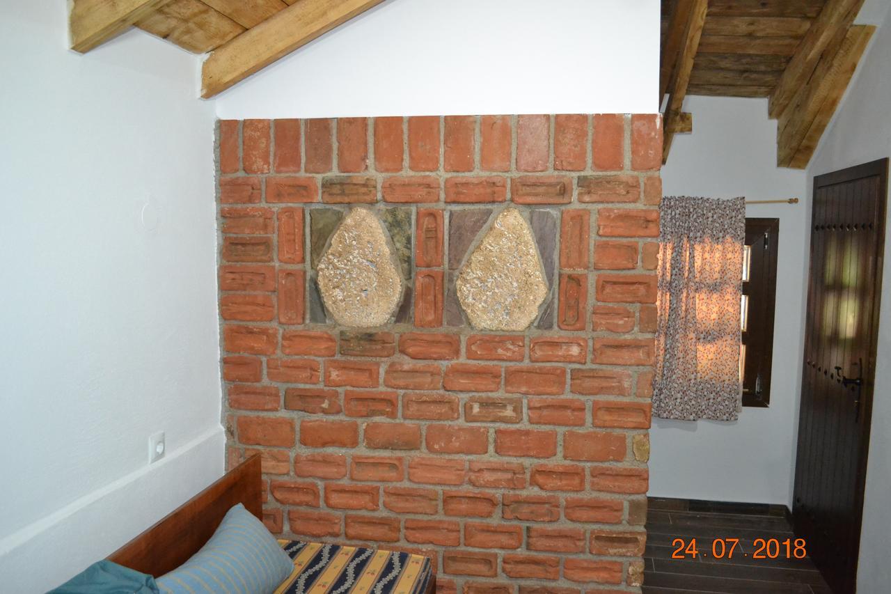 Hotel Mouson Melathron Elafina Exterior foto